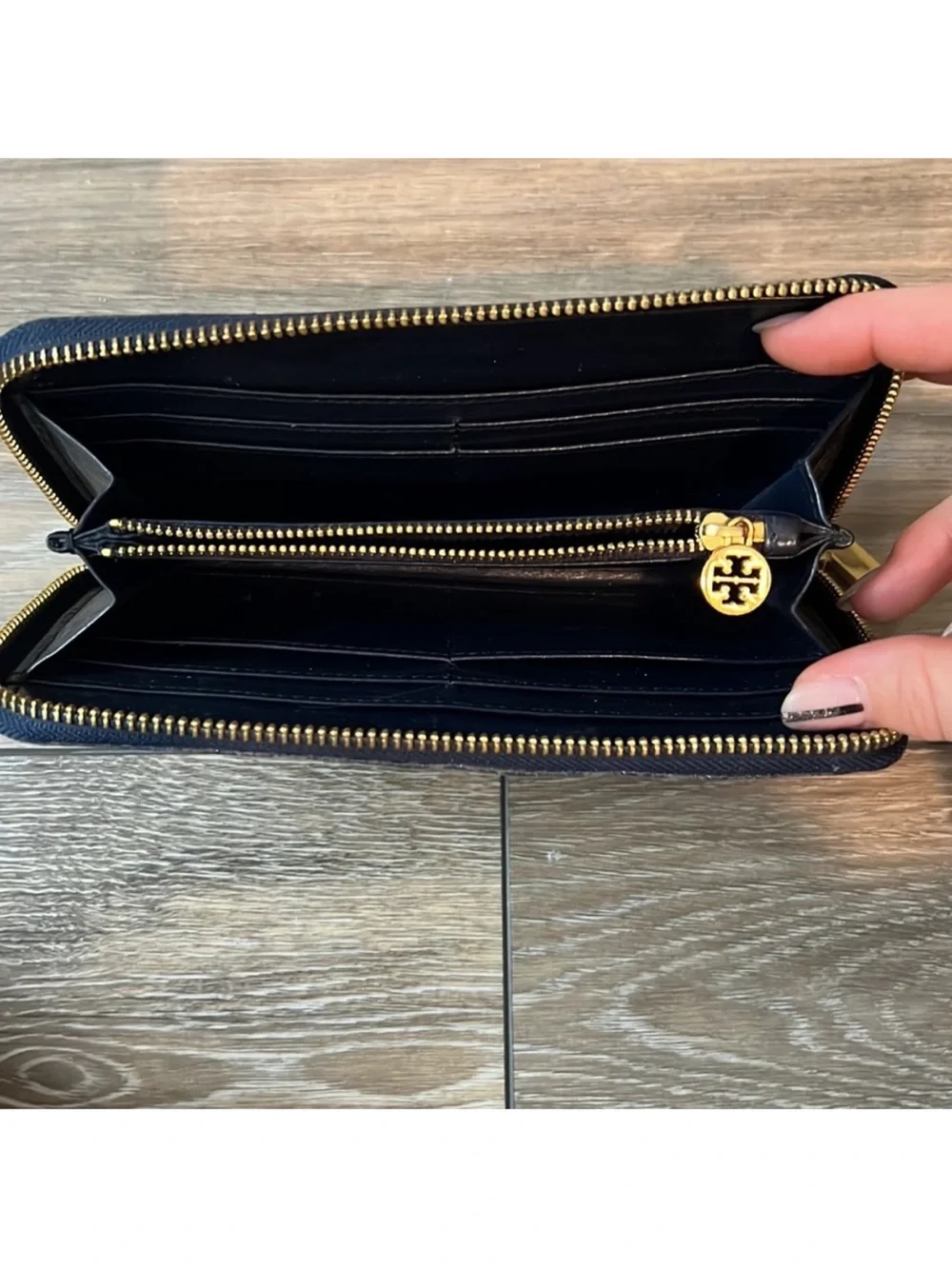 Tory Burch Black Leather Zip Wallet with Gold Logo